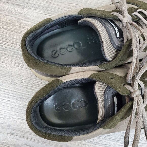Ecco lace up sneakers in grape leaf/moon rock - Picture 9 of 13